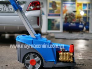 cach-khac-phuc-may-rua-xe-bi-ro-nuoc (1)